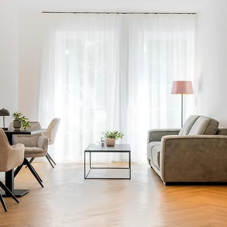 Hotel Steinfeld, 24h Self Check In *